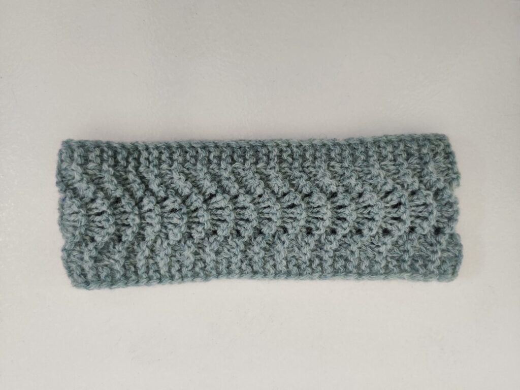 bandeau couleur céladon en laine shetland biologique de Laine et Merveilles